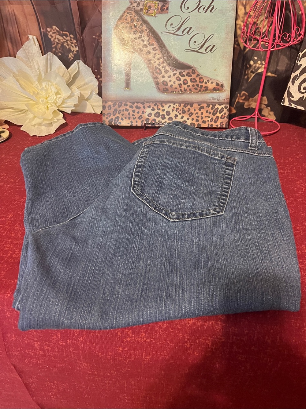 Lee Women's Straight Leg Jeans in Medium Blue Wash